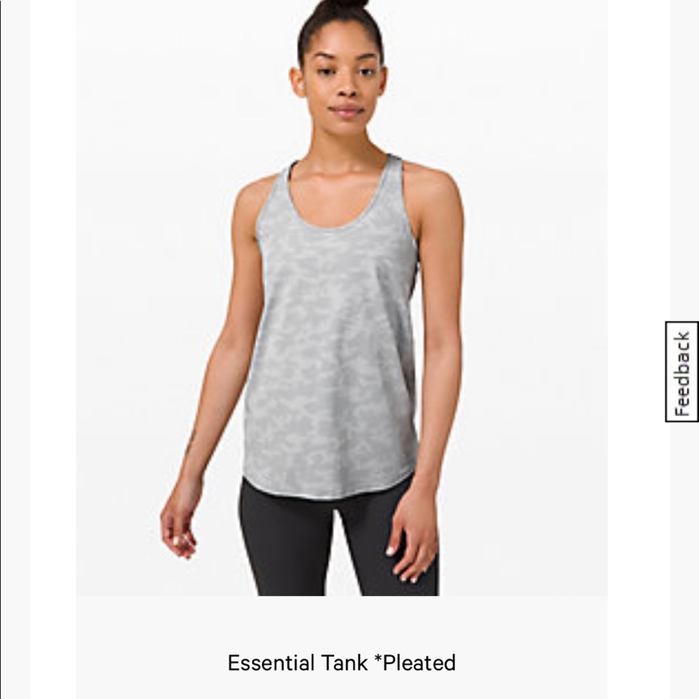 Lululemon essential tank. NWOT.